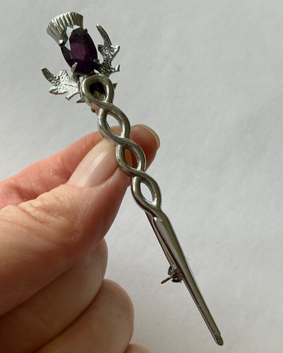 Vintage celtic brooch - celtic,