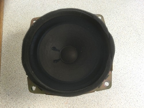 Door speaker mitsubishi pajero - mitsubishi,