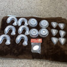 Set of 22 Vintage Aluminum