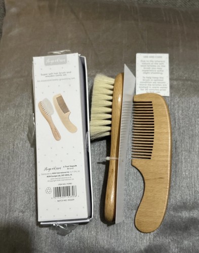 Hugs and kisses comb set - and, for