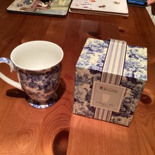 6 x Tea Coffee Mug Maxwell & Williams Antique Blue Fine Bone China Very Good