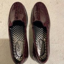 Cotton Traders Maroon Croc