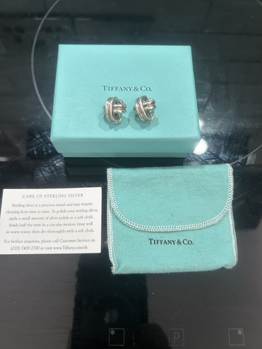 Tiffany twist love knot - &,