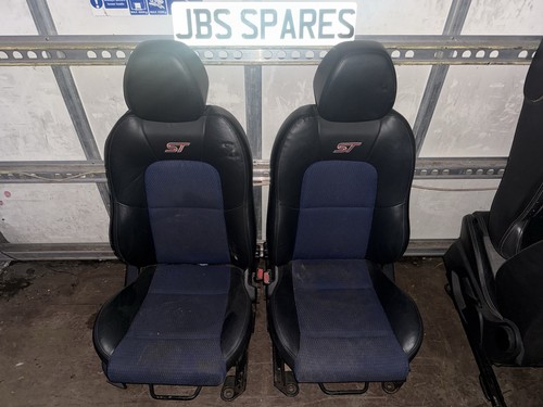 Ford fiesta st150 - blue, half