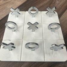 Stylish Nought & Crosses -