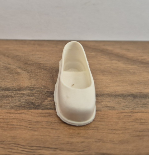 Single shoe only - *single,