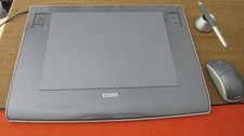 Wacom Intuos A4 Graphics Tablet - PTZ 930G