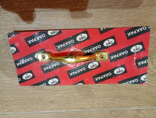 Brass handle for - 'd', wood