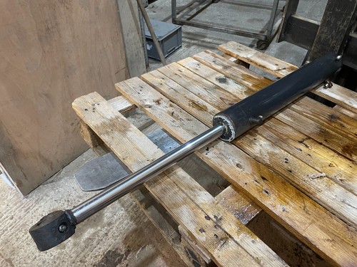 Hydraulic offset boom - , x