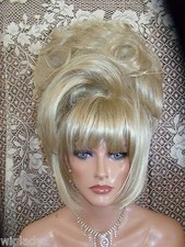 SMOOTH GLAM VEGAS GIRL WIGS