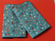 BABY CARRIER DRIBBLE/SUCK