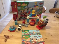 lego duplo lightning mcqueen Race Day 10924 Boxed