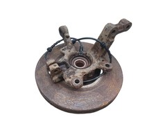 RENAULT CLIO Hub Stub Axle Left Near Side Front 1.5 Diesel 5 Speed Manual 2008