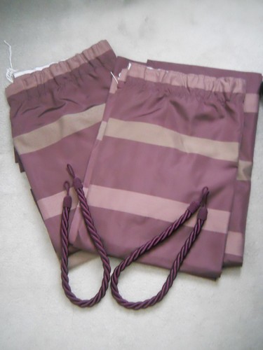 Pair lined curtains drop - lined,