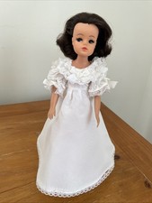 Vintage Pedigree Sindy Doll 033055X brunette + Beautiful Bride 44143 gown shoes