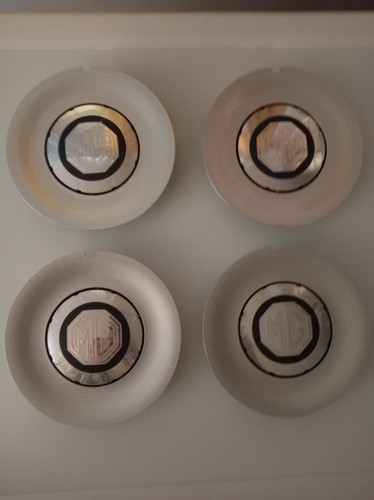 Rover center caps 4 - rover, x