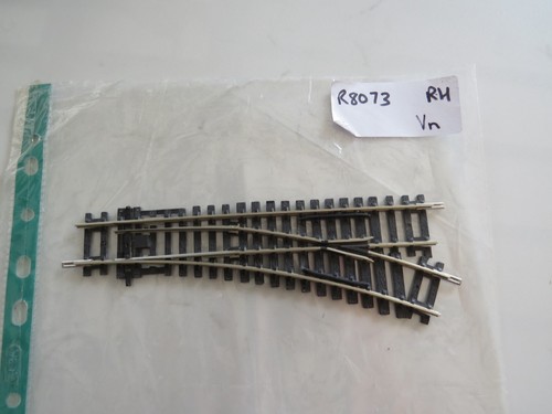 R8073 hornby right hand - 00,