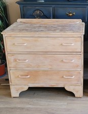 Vintage Chest of Drawers