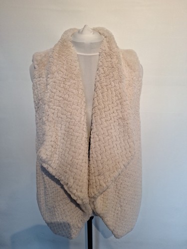 Faux fur gilet size uk - m,