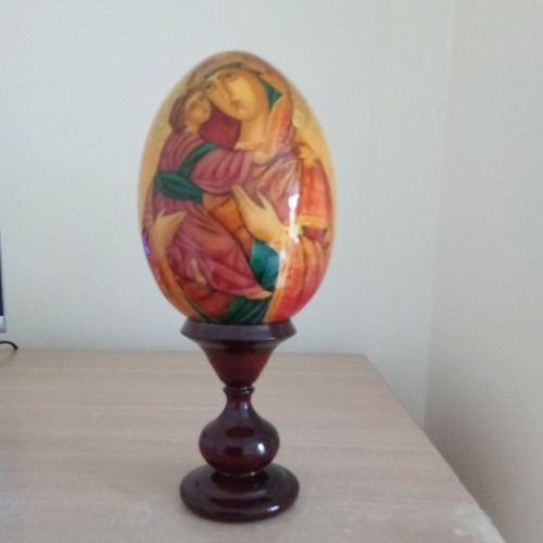 Icon wooden egg with - wooden,