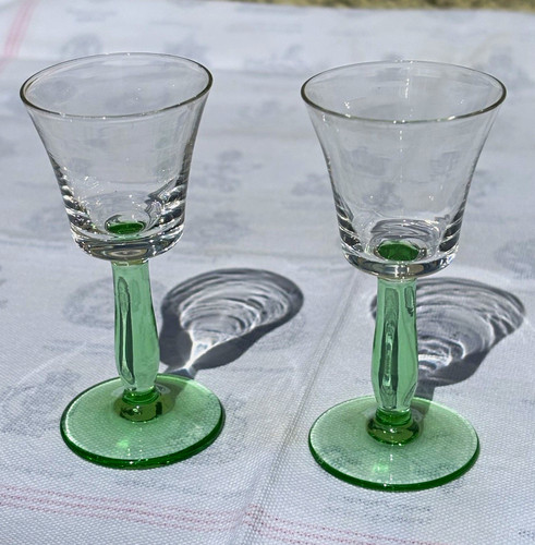 Vintage green stem - vintage, miniature