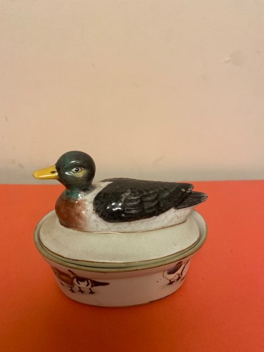 Past times ceramic duck shaped - duck,