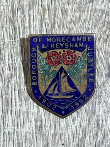 Vintage enamel badge morecambe - vintage,