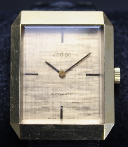 Zodiac automatic watch - watch, w/