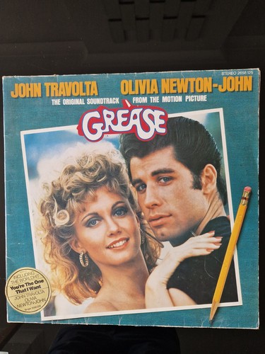 John travolta olivia - &,