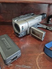Sony CCD-TRV48E Camcorder Hi 8 Video8 Video Camera 8mm With Charger Battery
