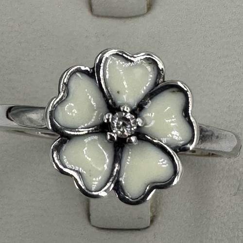Pandora enamel flower ring