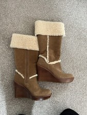 Women's Aubrie Brown Suede UGG Boots Size Uk 6.5. VGC. 