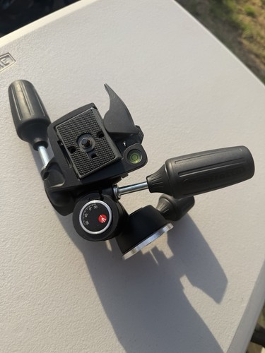 Manfrotto 804rc2 way tripod - manfrotto,