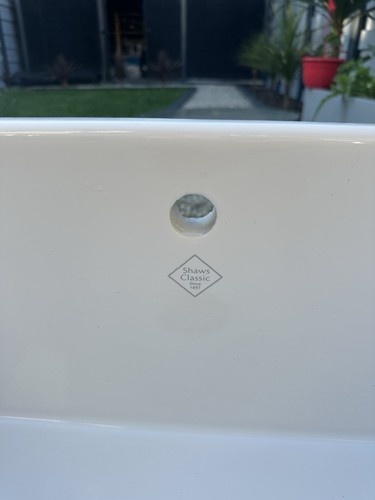 Shaws classic undermount
