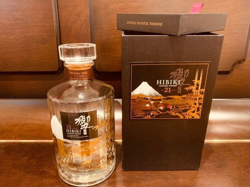 Suntory hibiki year old - 21,