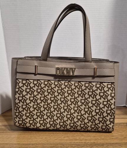 Dkny beckett logo - dkny, jacquard