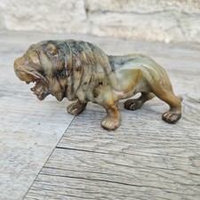 Jade Carved Roaring Lion