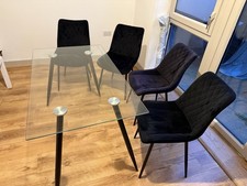 Black Clear Glass Dining Table With 4 Black Tufted Velvet Chairs Dining Set