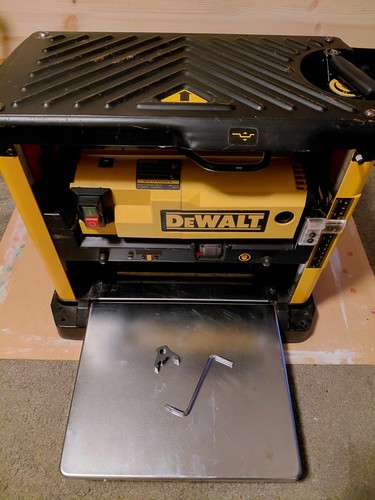 Dewalt dw733 240v planer - 240v,
