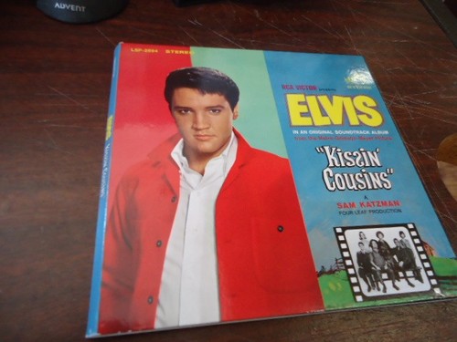 Elvis presley kissin - elvis,
