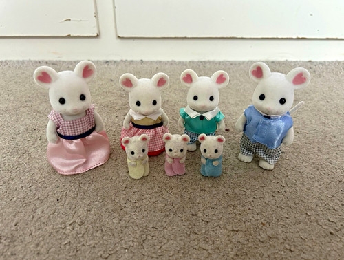 Sylvanian families marshmallow - families,