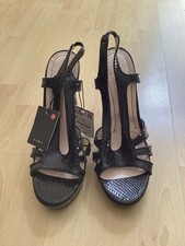 BNWT Zara High Black Platform