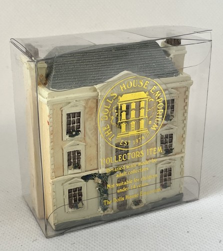 Dolls house miniature - , resin