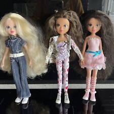 Moxie Girlz Bratz Doll Bundle MGA 2009 Fashion Dolls With Outfits