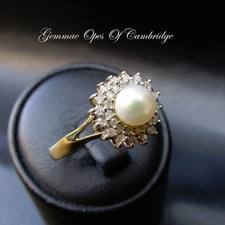 9K 9ct Gold Cultured Pearl and Diamond Cluster Ring Size R 2.6g Hallmarked