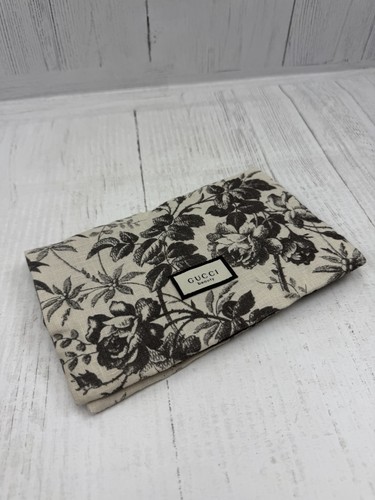Authentic gucci beauty - authentic,