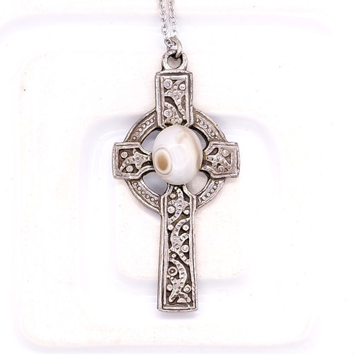 Vintage celtic cross pendant - vintage,