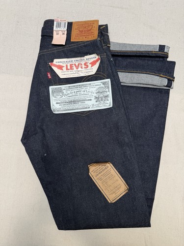 Nwt vtg 90s levis - nwt,
