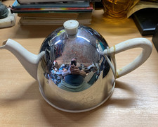 Vintage Art Deco Everhot 1940's Ceramic Teapot with Chrome Outer Felt Liner (P6)