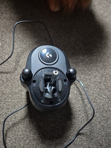 Logitech driving force - logitech,
